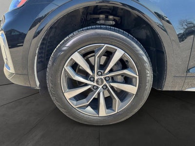 2022 Audi Q5 S line Premium