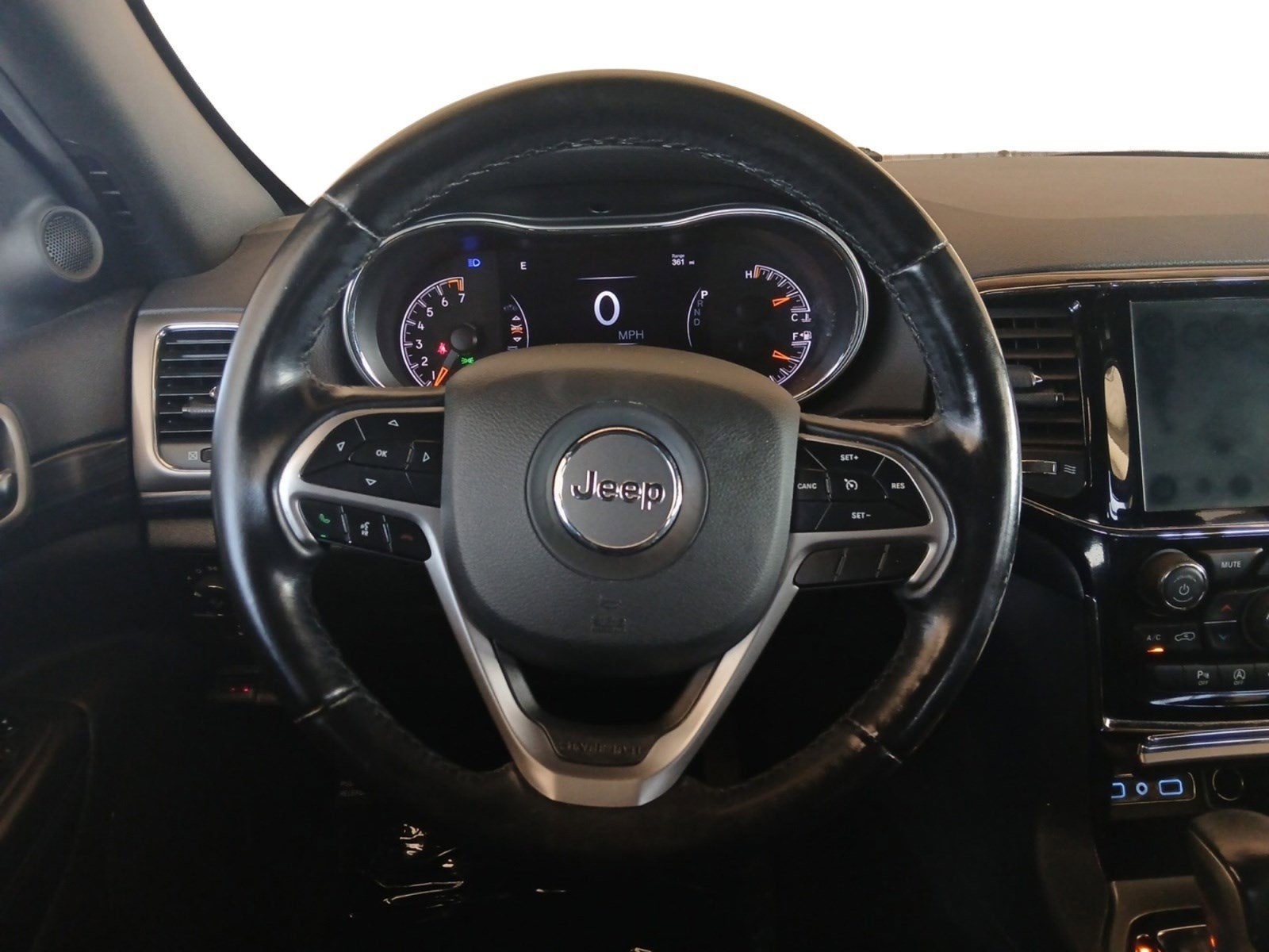 2020 Jeep Grand Cherokee Altitude