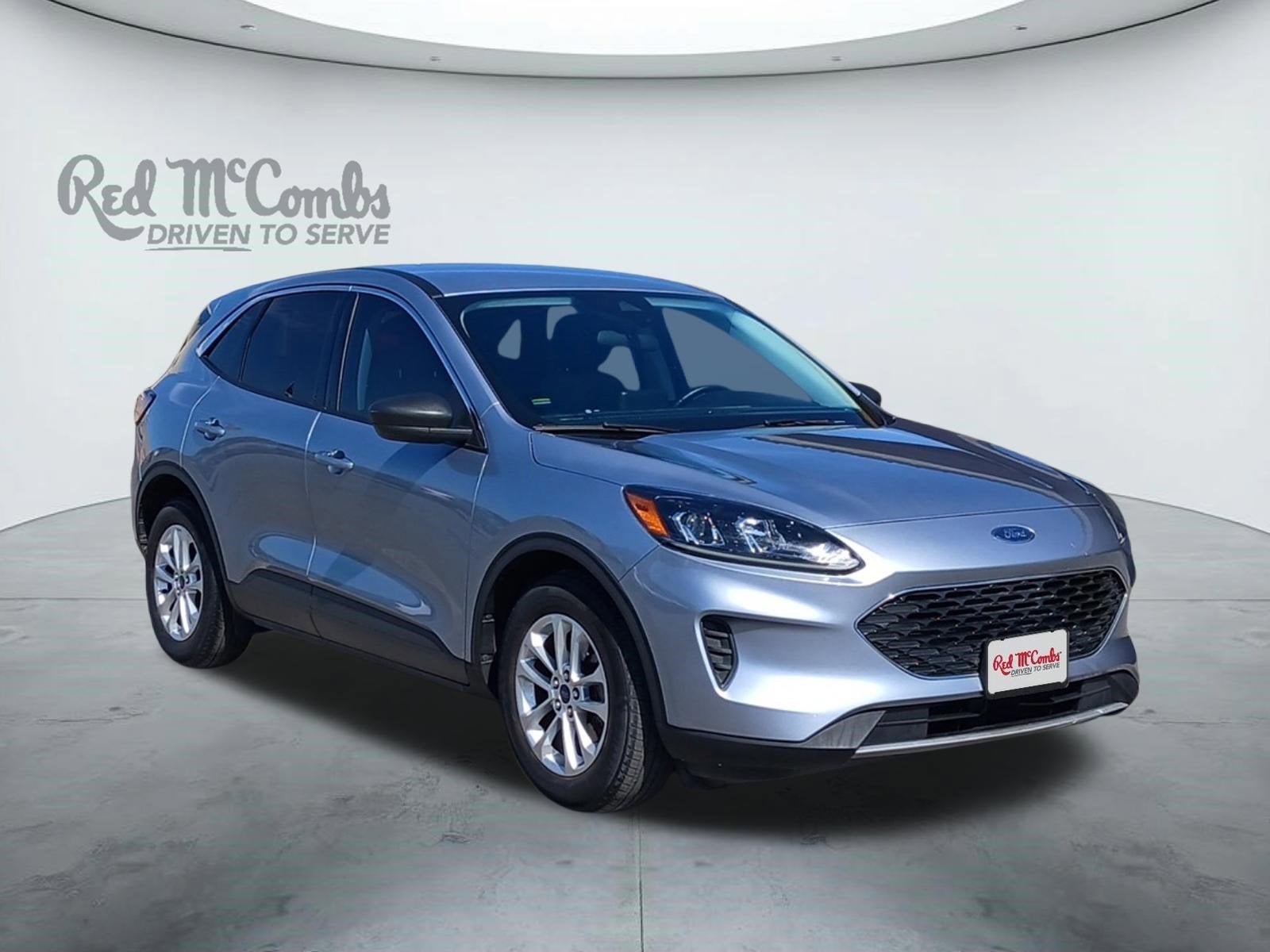 2022 Ford Escape SE W/ REARVIEW CAMERA & POWER LIFTGATE