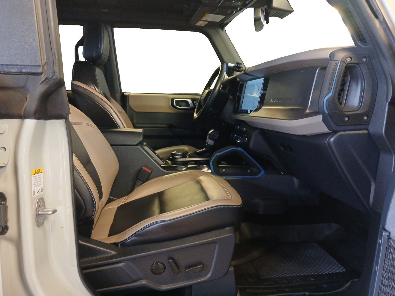 2024 Ford Bronco Wildtrak W/ ADAPTIVE CRUISE CONTROL & BACK-UP CAMERA