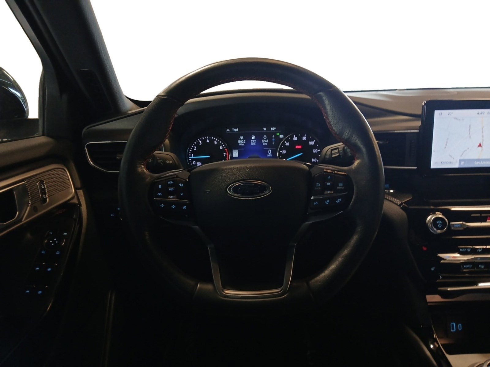 2024 Ford Explorer ST-Line