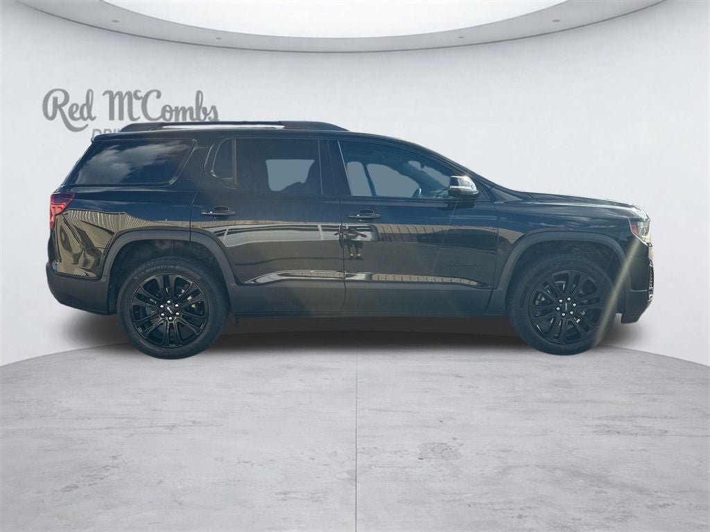 2022 GMC Acadia SLT