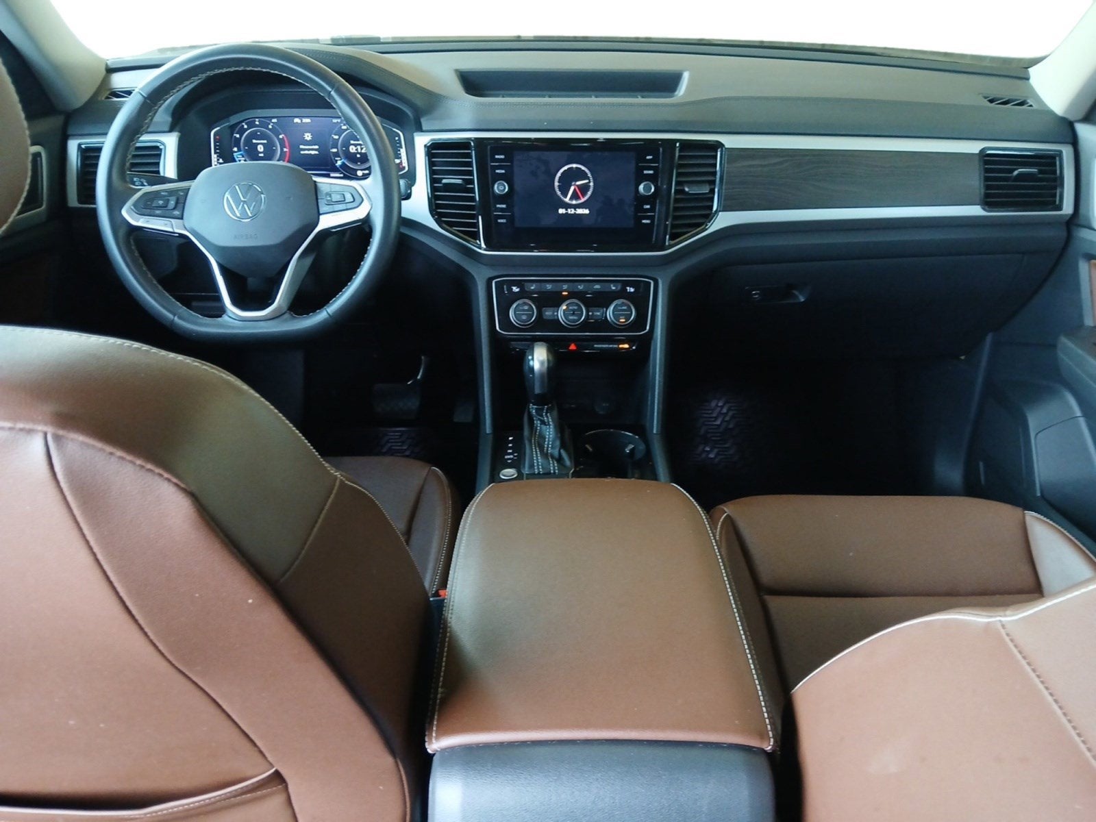 2023 Volkswagen Atlas 3.6L V6 SE w/Technology