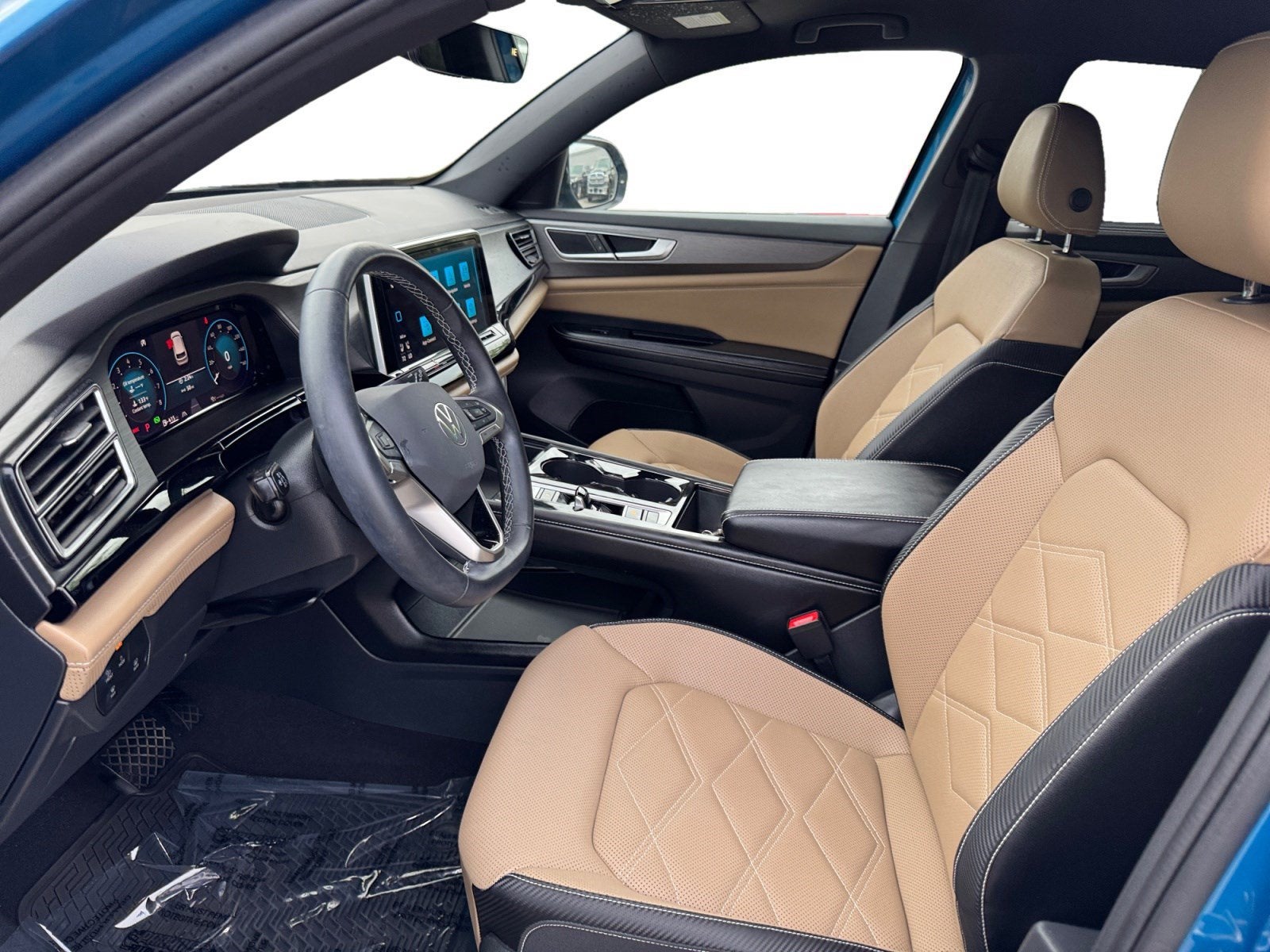 2024 Volkswagen Atlas Cross Sport 2.0T SE w/Technology