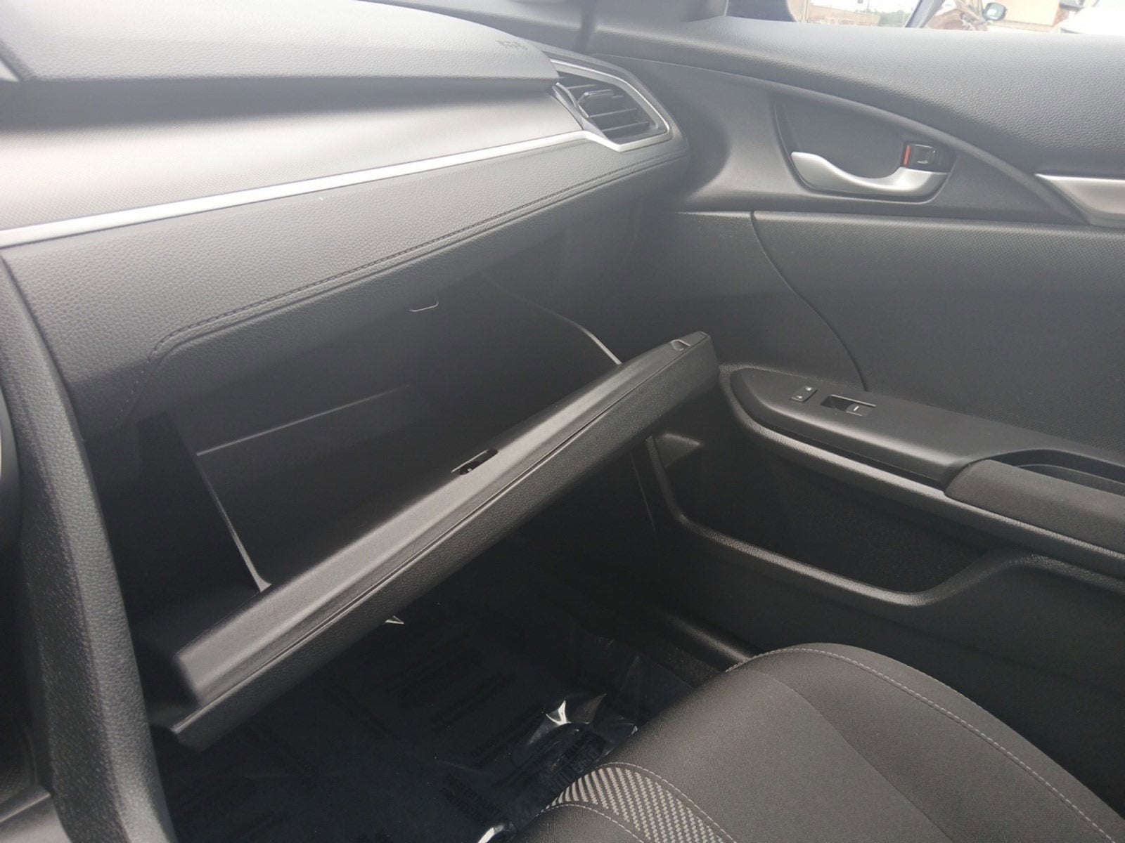 2018 Honda Civic LX W/ BACK-UP CAMERA & ENGINE IMMOBILIZER