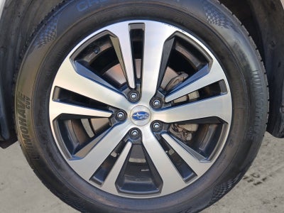 2019 Subaru Outback LIMITED W/ MOONROOF & NAVIGATION