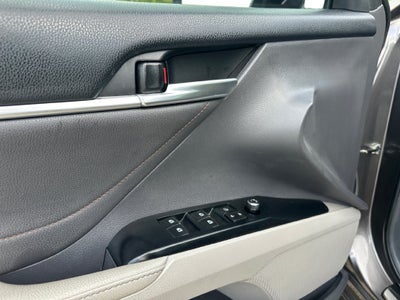 2018 Toyota Camry XLE