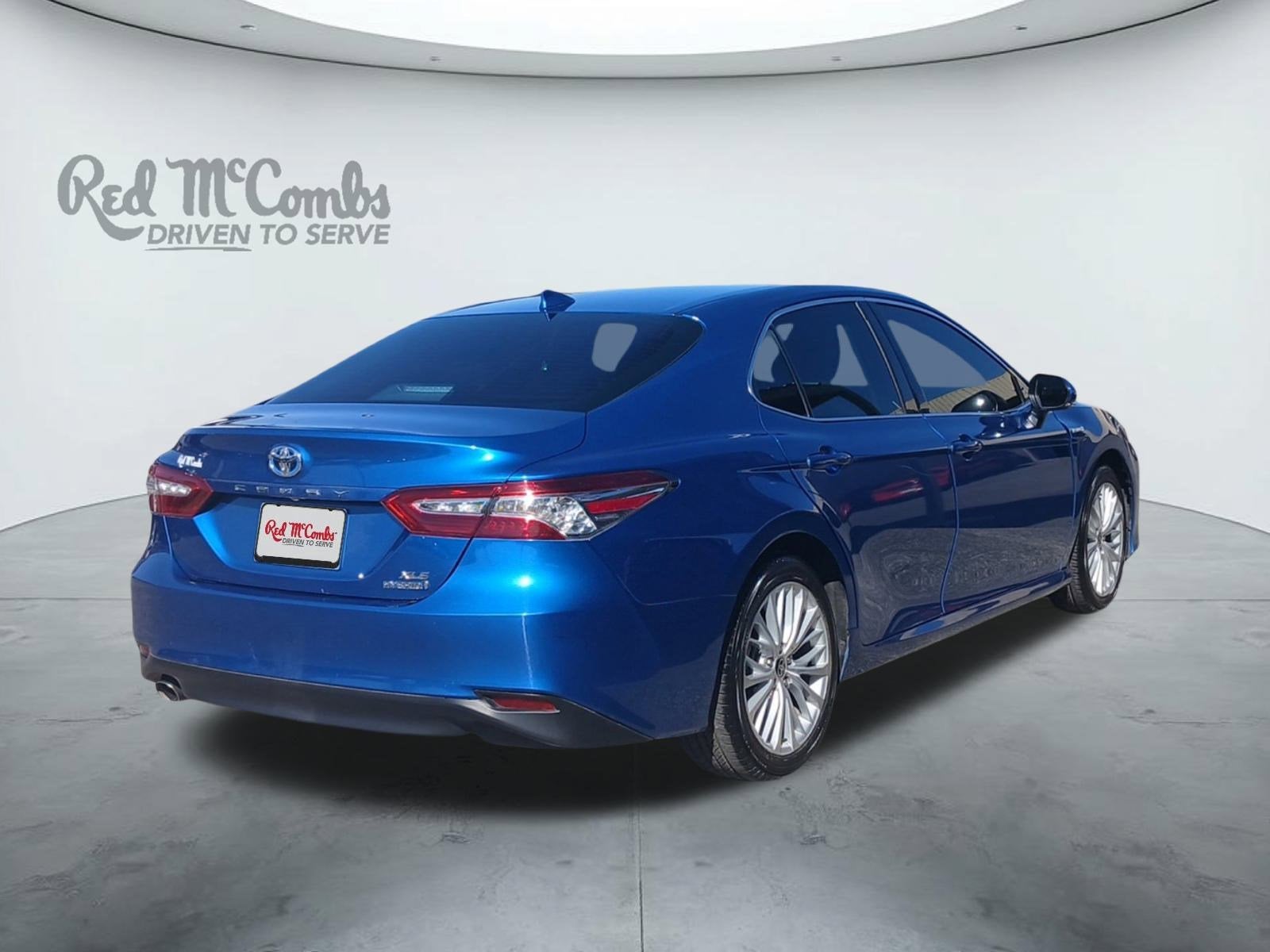 2020 Toyota Camry Hybrid XLE