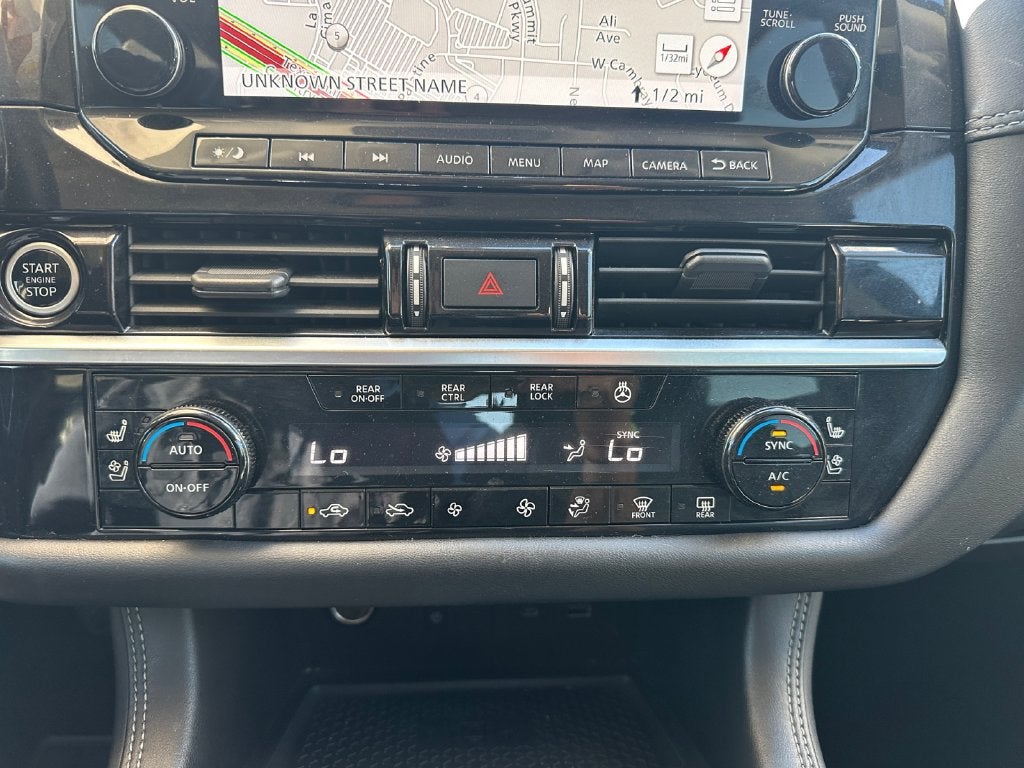 2022 Nissan Pathfinder Platinum