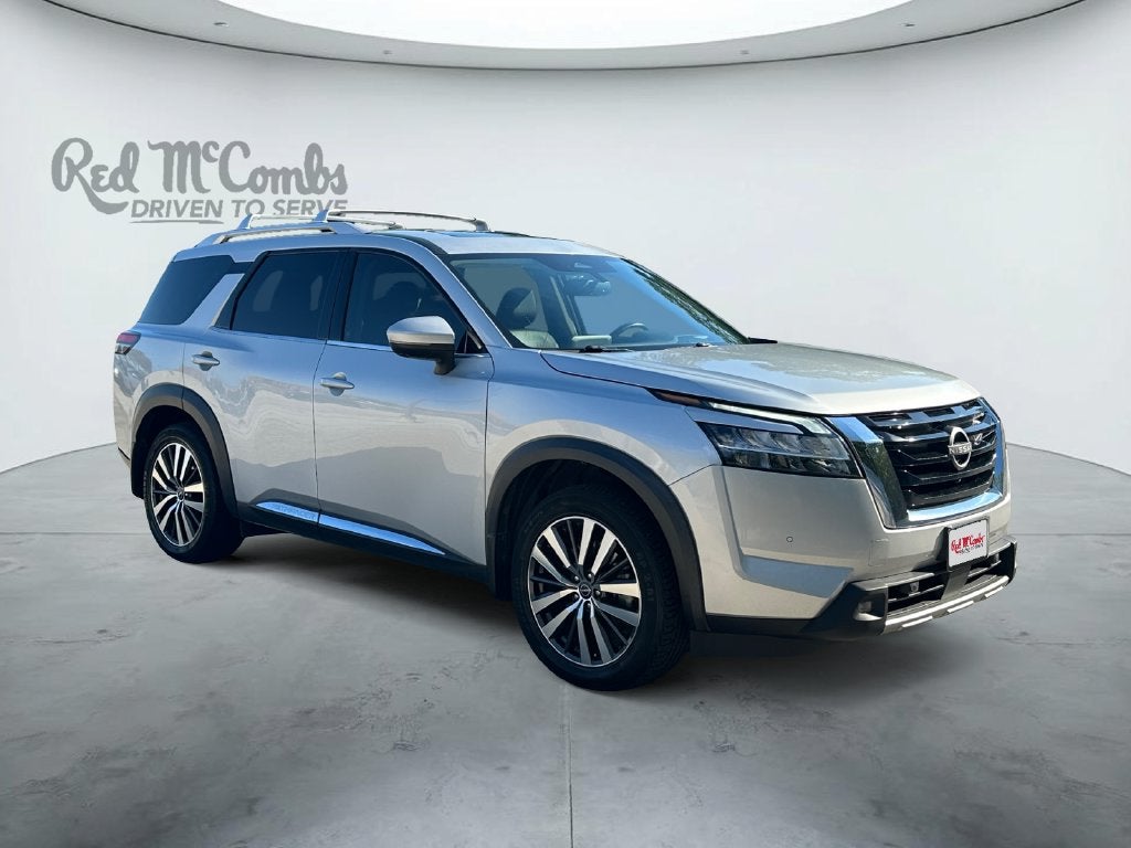 2022 Nissan Pathfinder Platinum