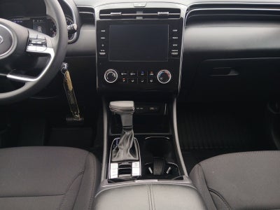 2024 Hyundai Tucson SE APPLE CARPLAY AND ANDROID AUTO