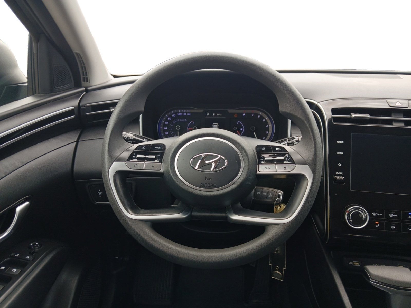 2024 Hyundai Tucson SE APPLE CARPLAY AND ANDROID AUTO
