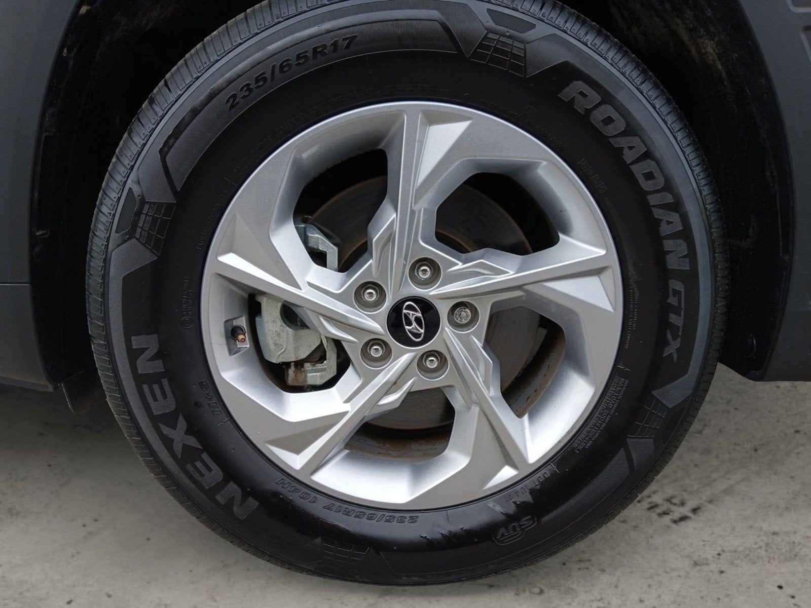 2024 Hyundai Tucson SE APPLE CARPLAY AND ANDROID AUTO