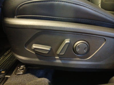 2024 Hyundai Tucson SEL CONVENIENCE W/ POWER SUNROOF & 19" ALLOY WHEELS