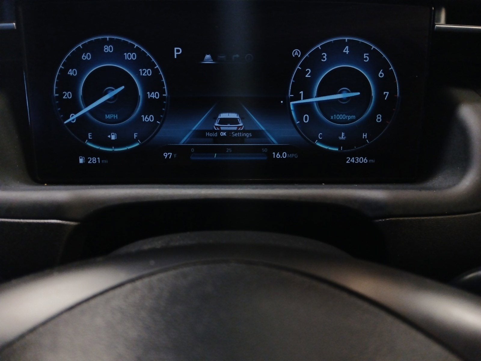 2024 Hyundai Tucson SEL CONVENIENCE W/ POWER SUNROOF & 19" ALLOY WHEELS