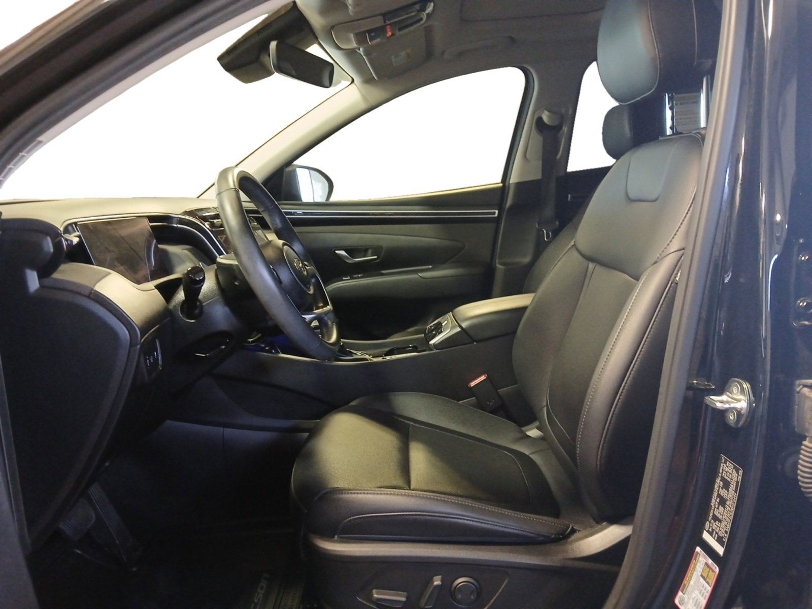 2024 Hyundai Tucson SEL CONVENIENCE W/ POWER SUNROOF & 19" ALLOY WHEELS