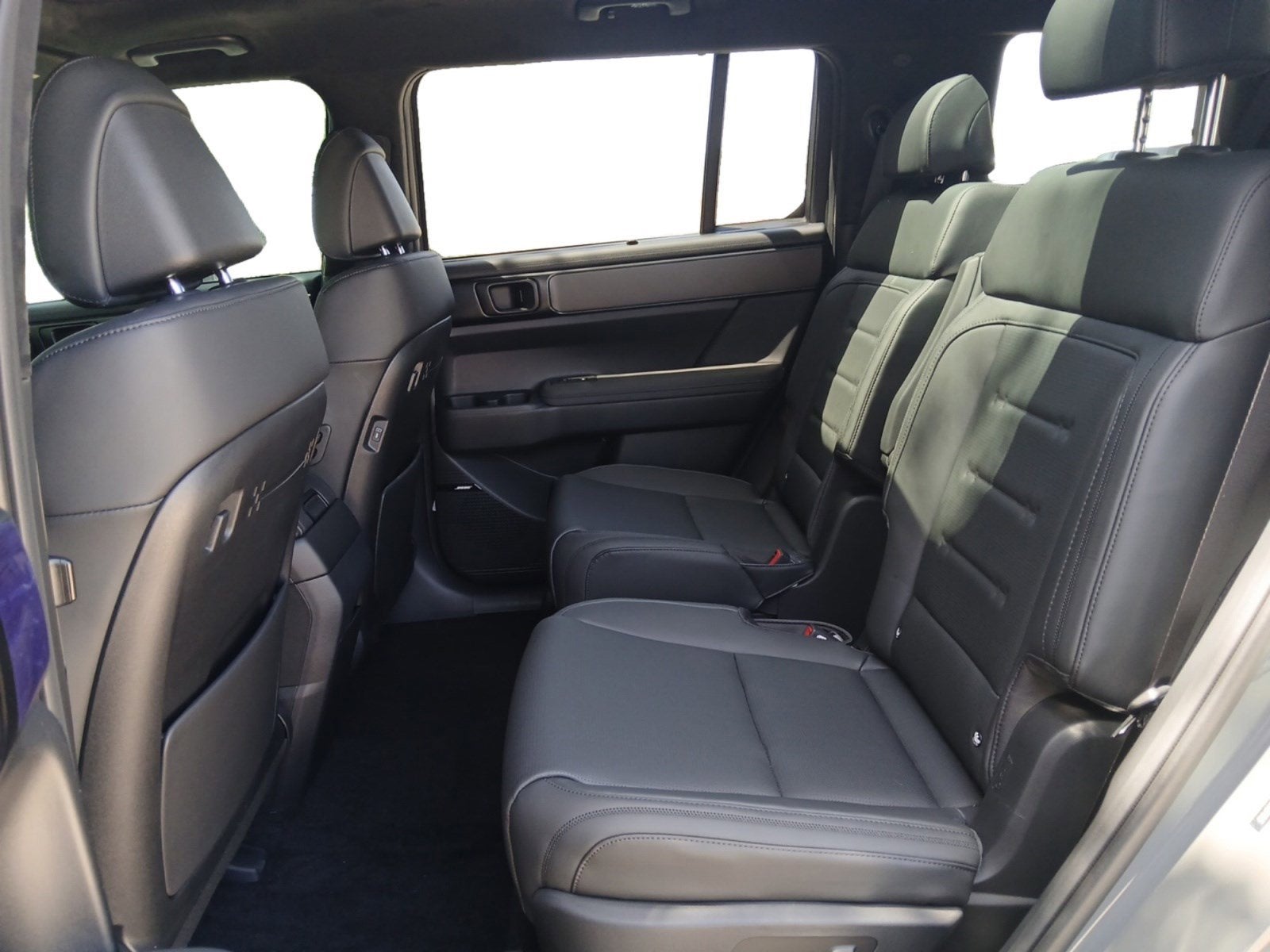2025 Hyundai Santa Fe Hybrid Calligraphy 3RD ROW 6 PASSENGER & 2ND ROW CAPTAIN CHAIRS