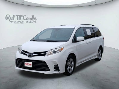 2018 Toyota Sienna LE