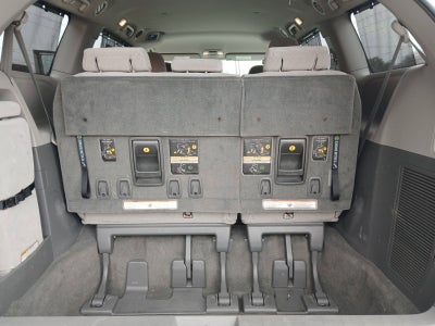 2018 Toyota Sienna LE