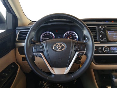 2014 Toyota Highlander LE Plus V6 W/ BACK-UP CAMERA & CRUISE CONTROL
