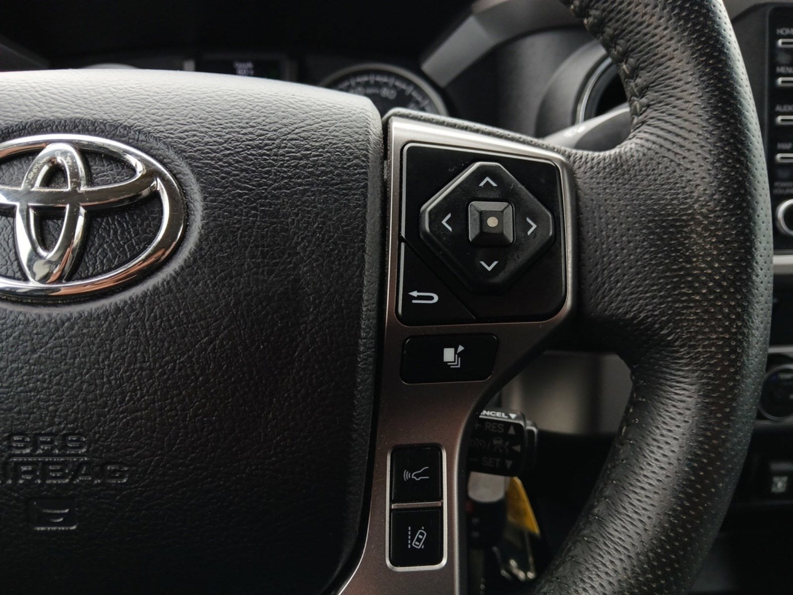 2021 Toyota Tacoma 2WD SR5