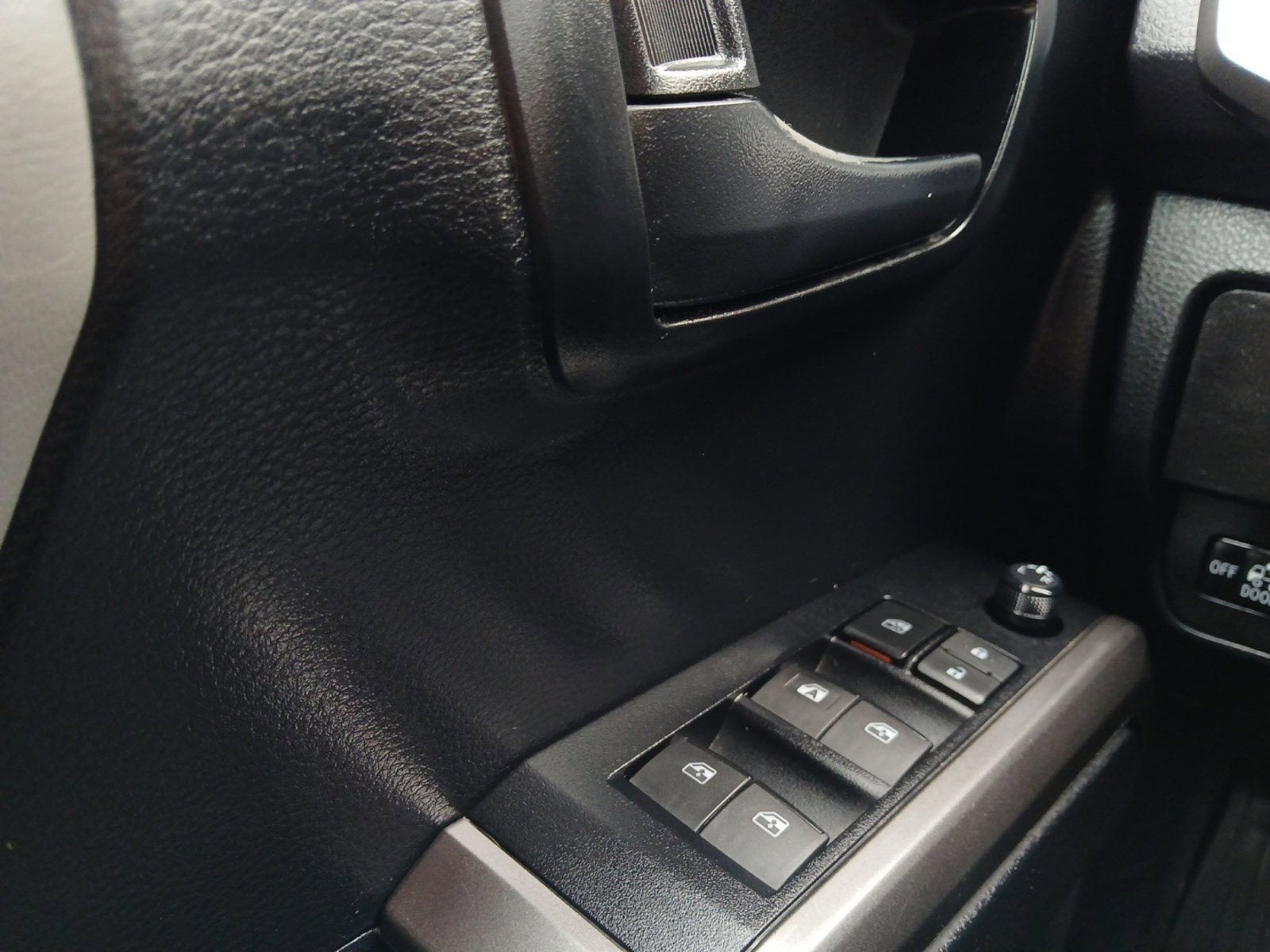 2021 Toyota Tacoma 2WD SR5