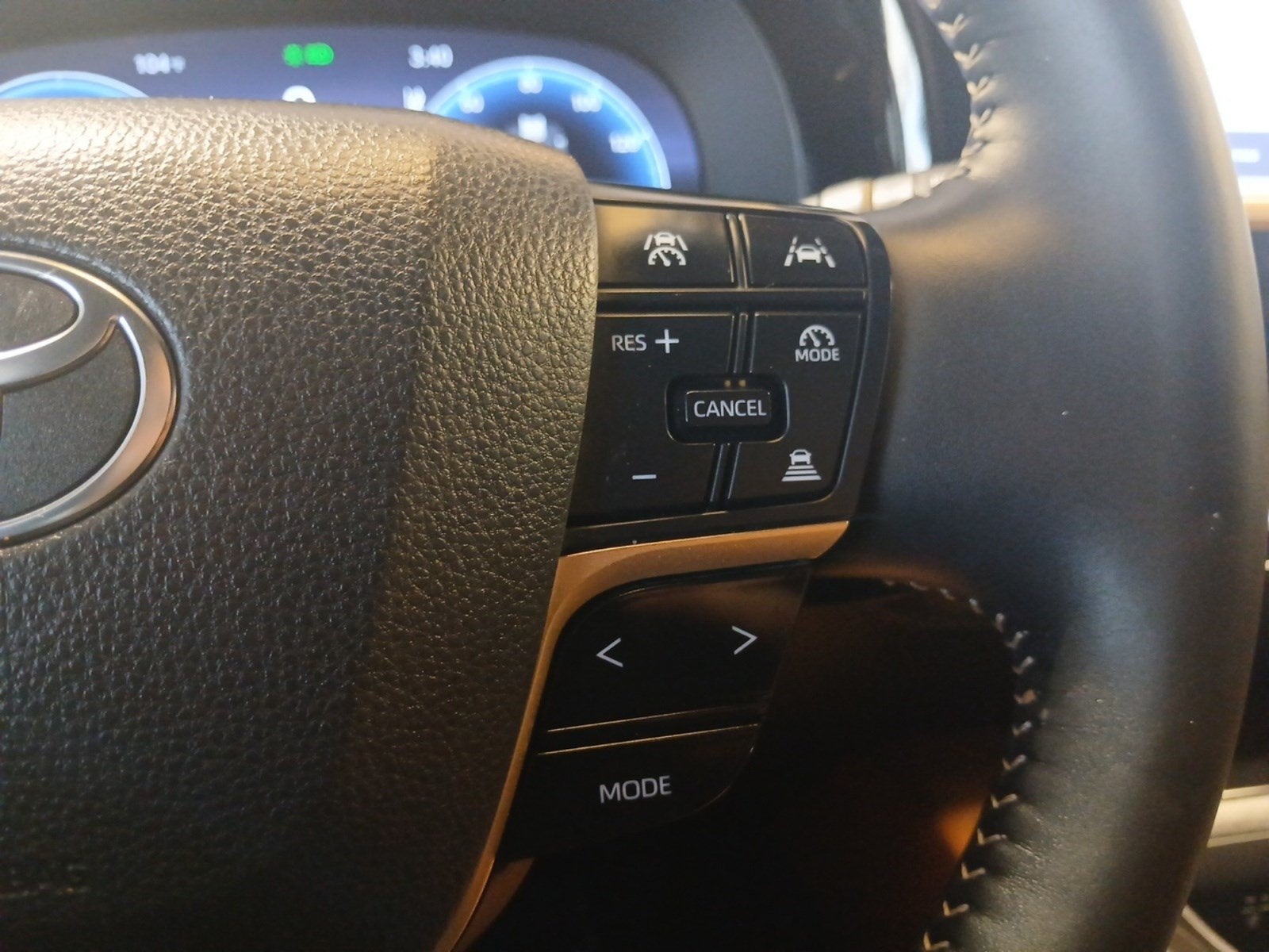 2025 Toyota Crown Signia Limited