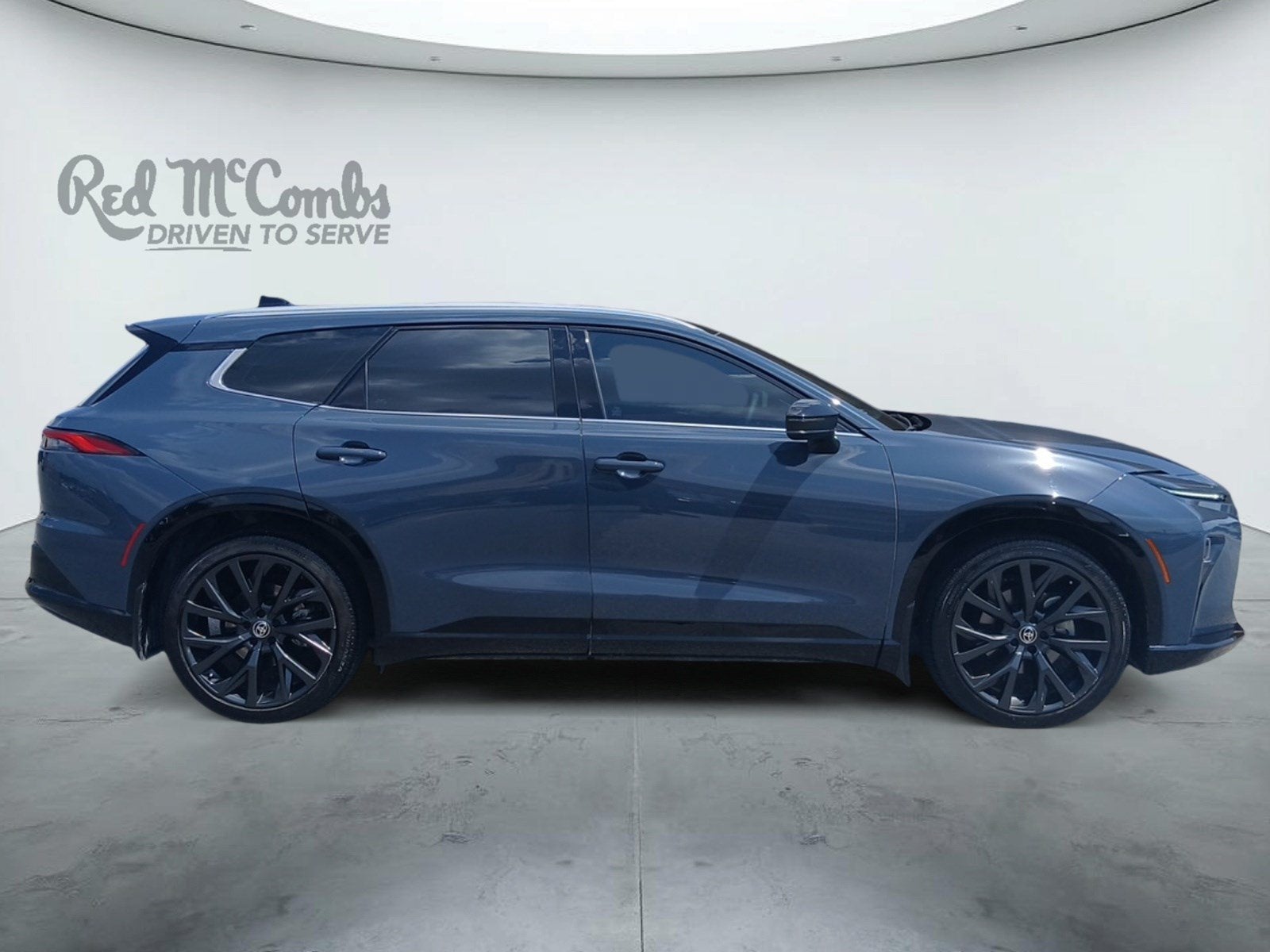 2025 Toyota Crown Signia Limited