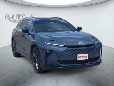 2025 Toyota Crown Signia Limited