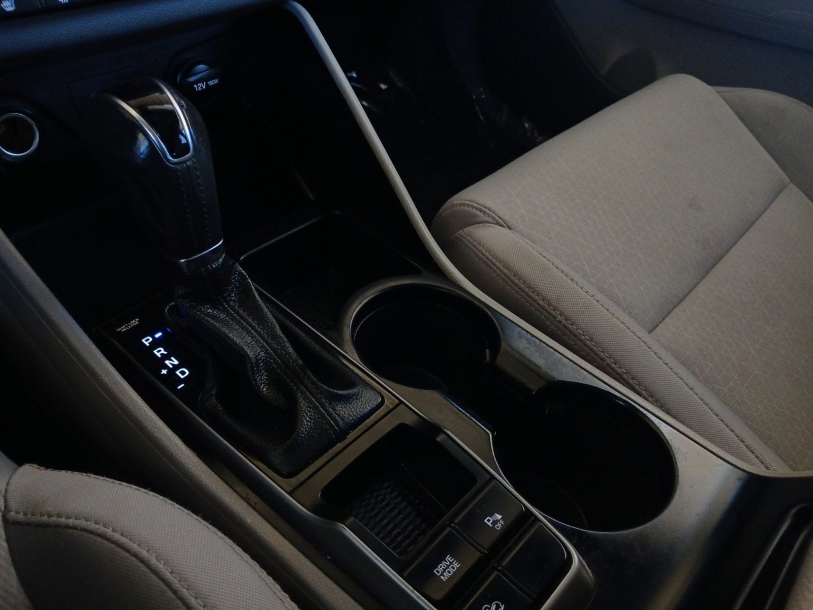 2018 Hyundai Tucson Value W/ PANORAMIC SUNROOF & SMART LIFTGATE