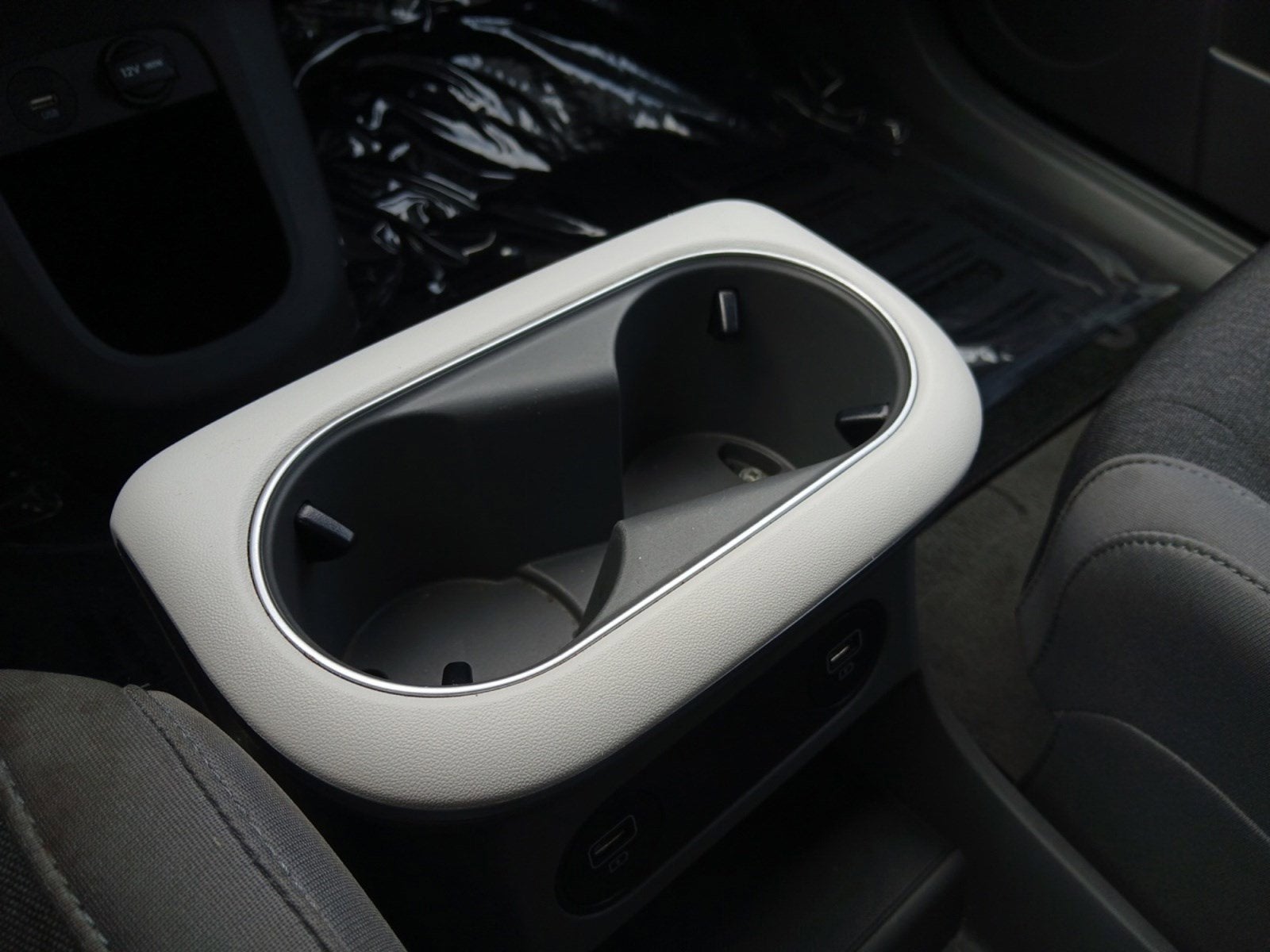 2023 Hyundai IONIQ 5 SE Standard Range