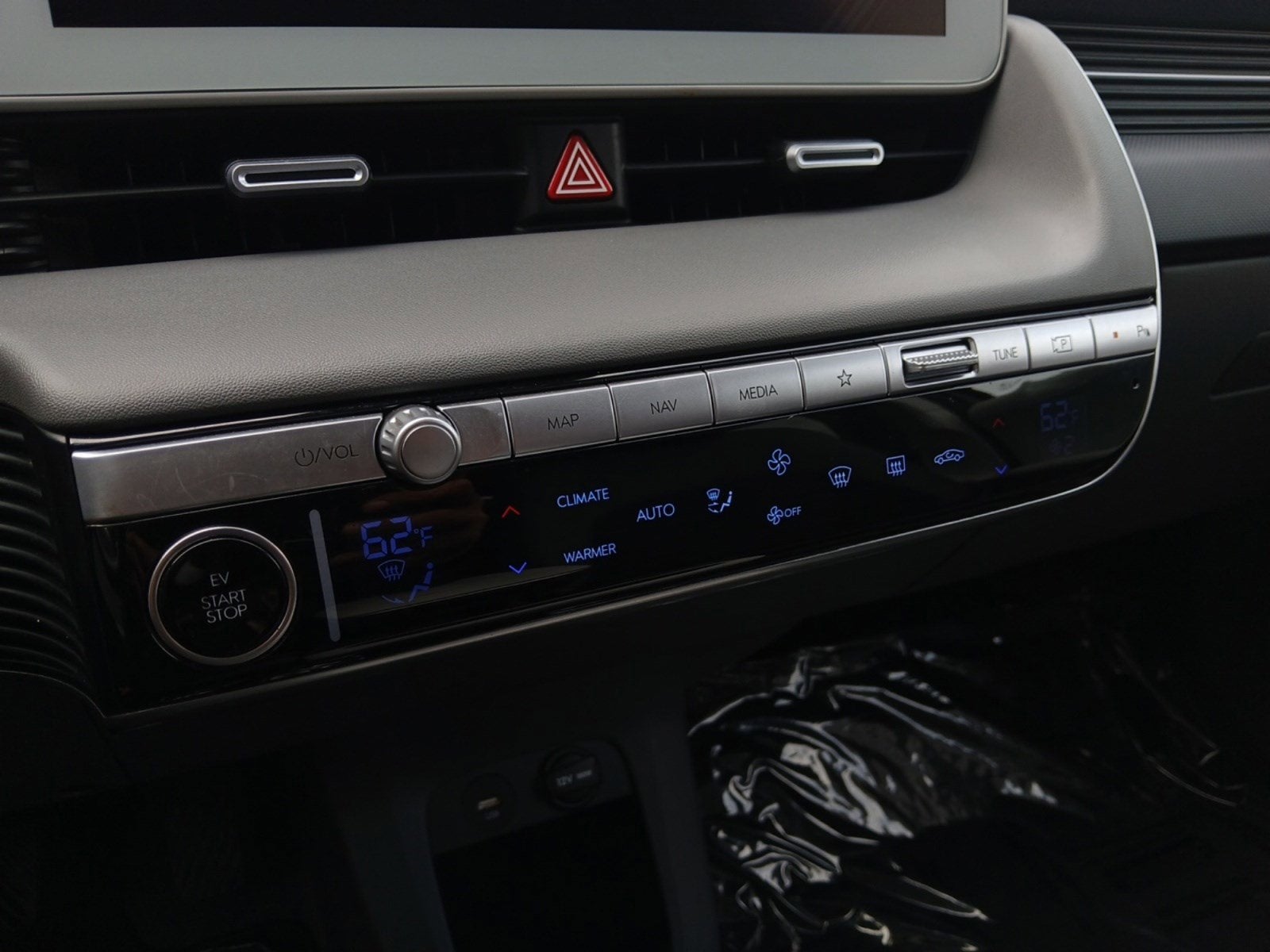 2023 Hyundai IONIQ 5 SE Standard Range