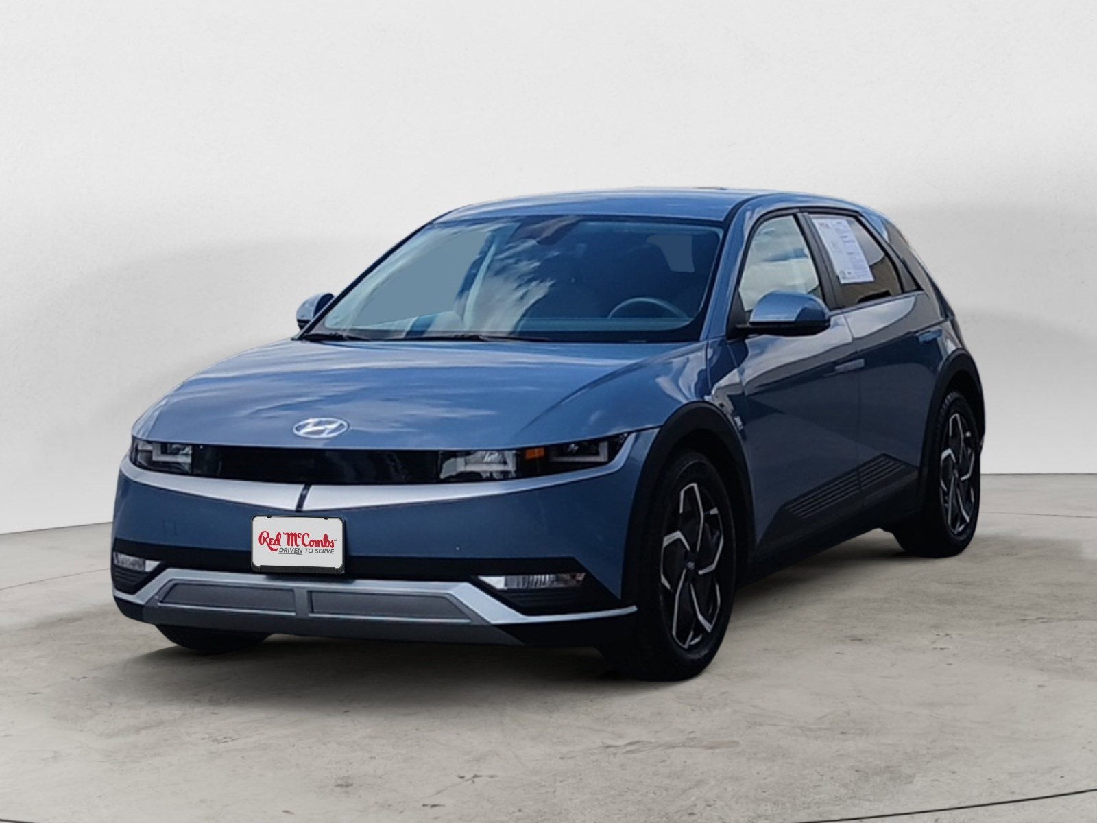 2024 Hyundai IONIQ 5 SE W/ GPS NAVIGATION & BACK-UP CAMERA