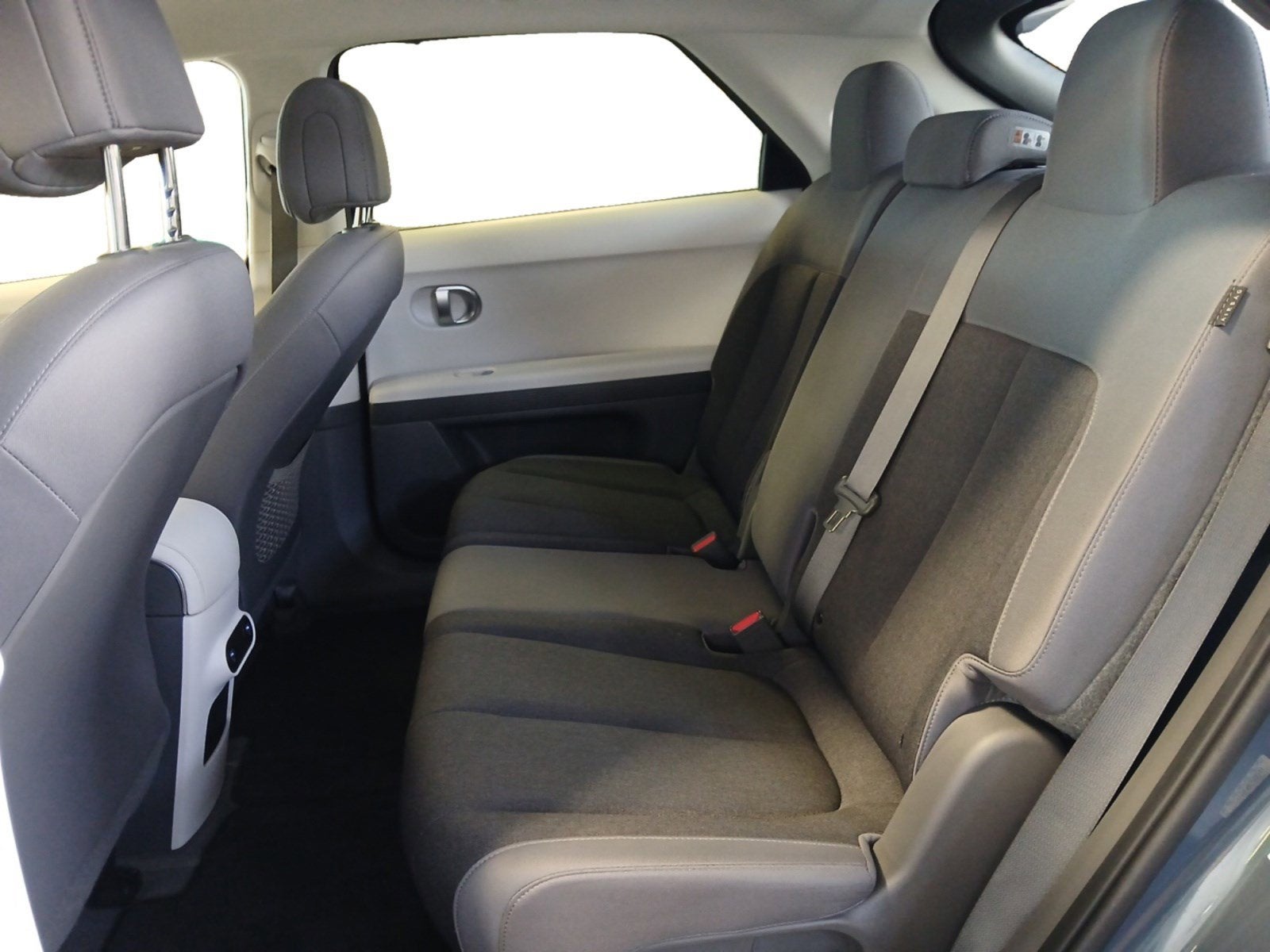 2024 Hyundai IONIQ 5 SEL W/ SMART CRUISE CONTROL & HEATED SEATS