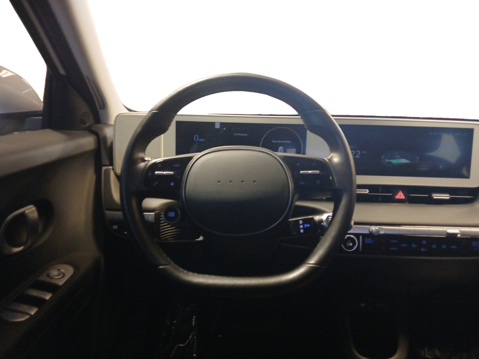 2024 Hyundai IONIQ 5 SEL W/ SMART CRUISE CONTROL & BACKUP CAMERA