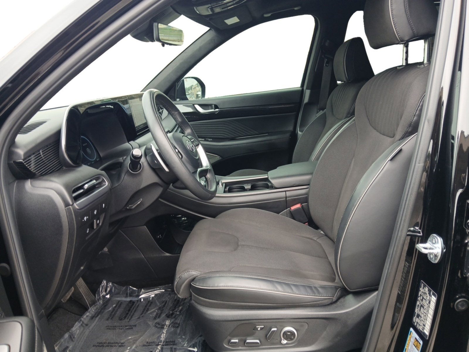 2024 Hyundai Palisade Calligraphy Night Edition 3RD ROW 7 PASSENGER & 2ND ROW CAPTAIN CHAIRS