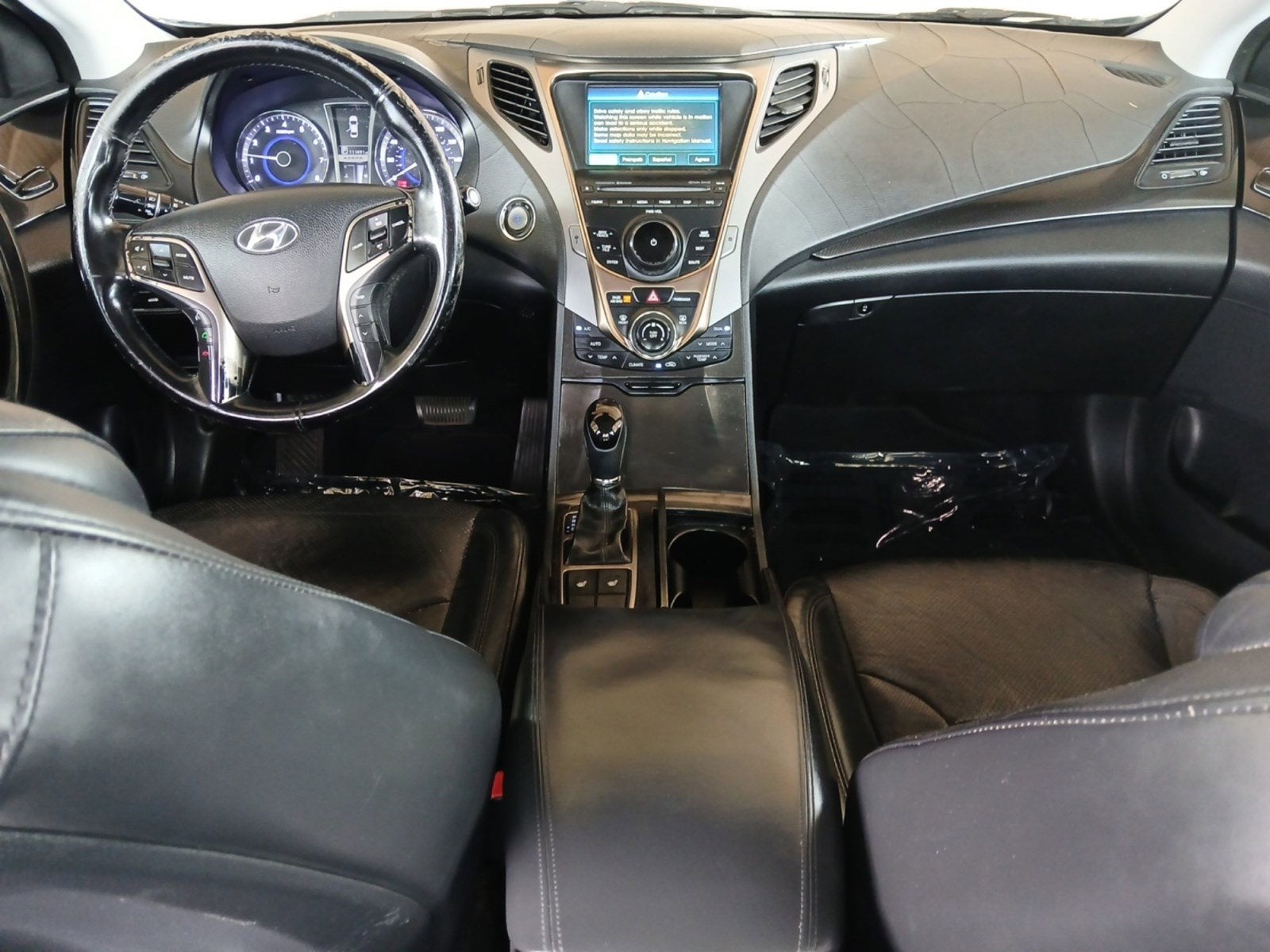 2012 Hyundai Azera Base W/ BACK UP CAMERA & NAVIGATION