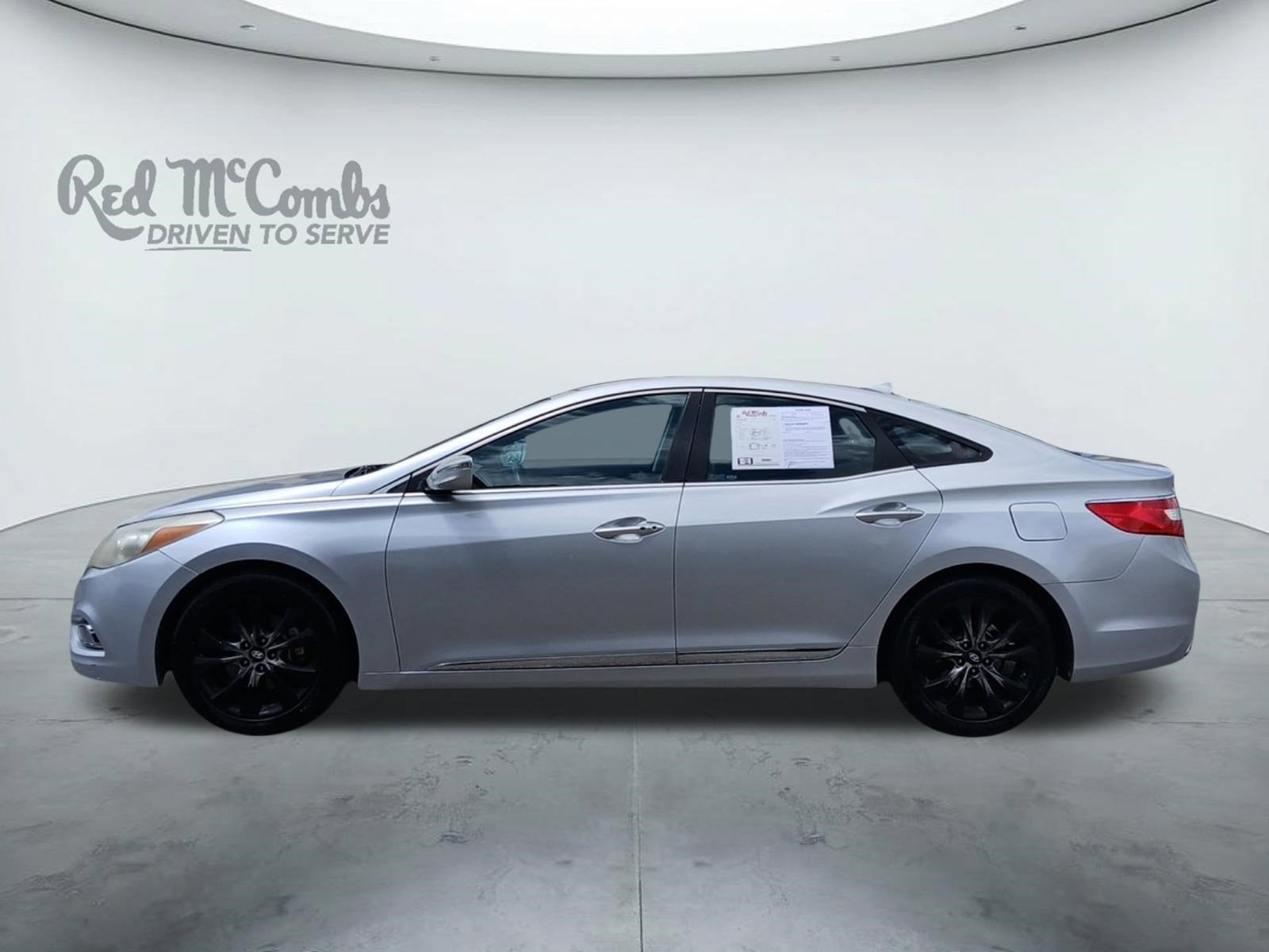 2012 Hyundai Azera Base W/ BACK UP CAMERA & NAVIGATION