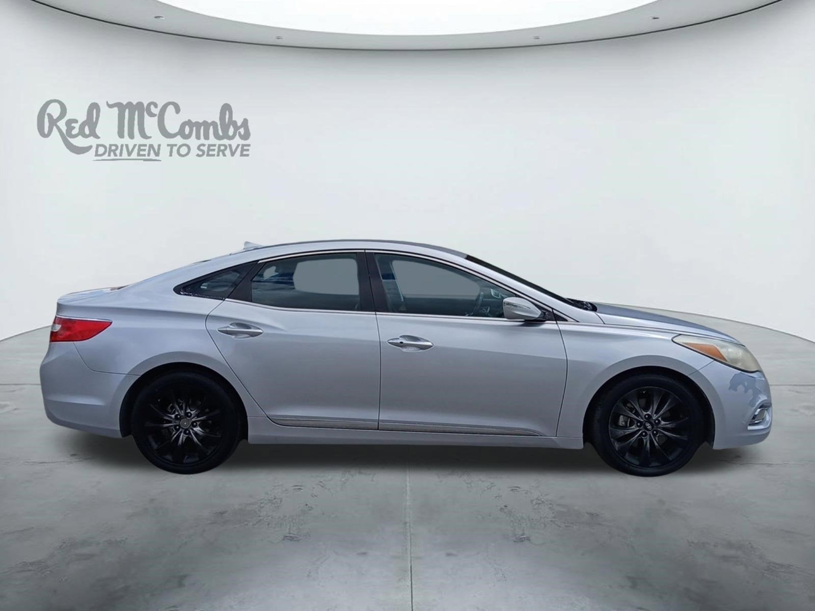 2012 Hyundai Azera Base W/ BACK UP CAMERA & NAVIGATION