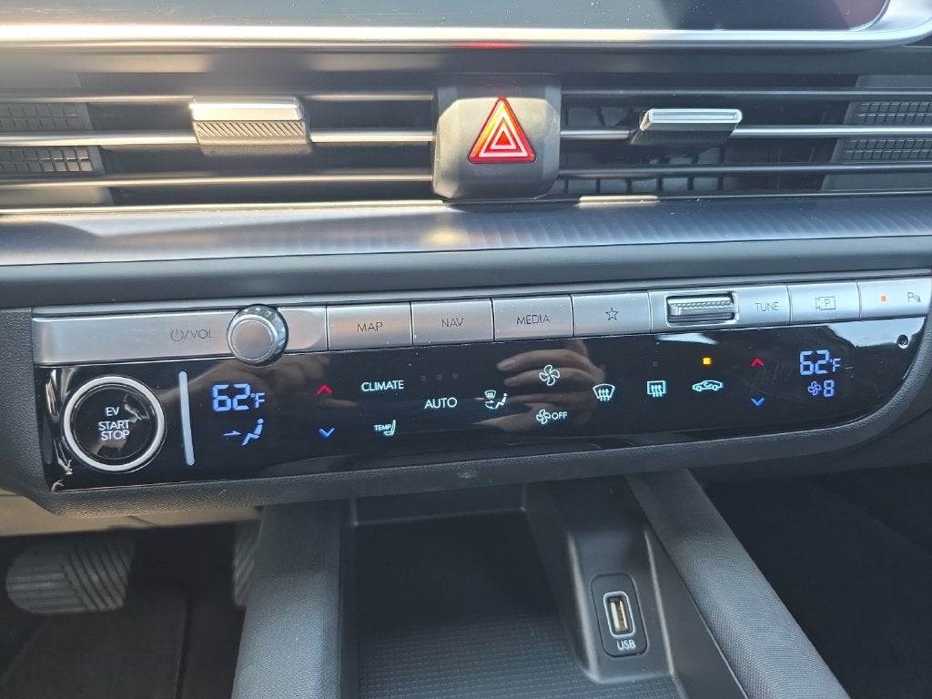 2024 Hyundai IONIQ 6 SE