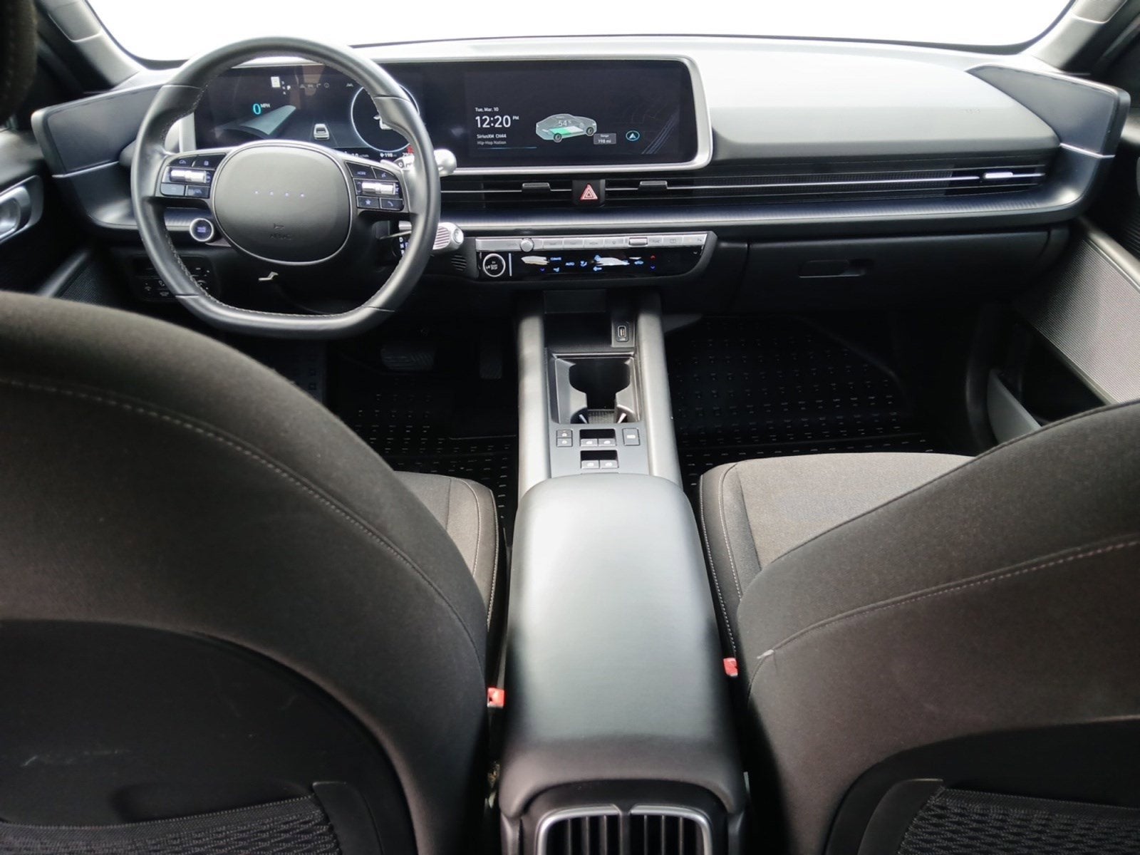 2024 Hyundai IONIQ 6 SE W/ REARVIEW CAMERA AND GUIDELINES