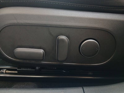 2024 Hyundai IONIQ 6 SE W/ REARVIEW CAMERA AND GUIDELINES