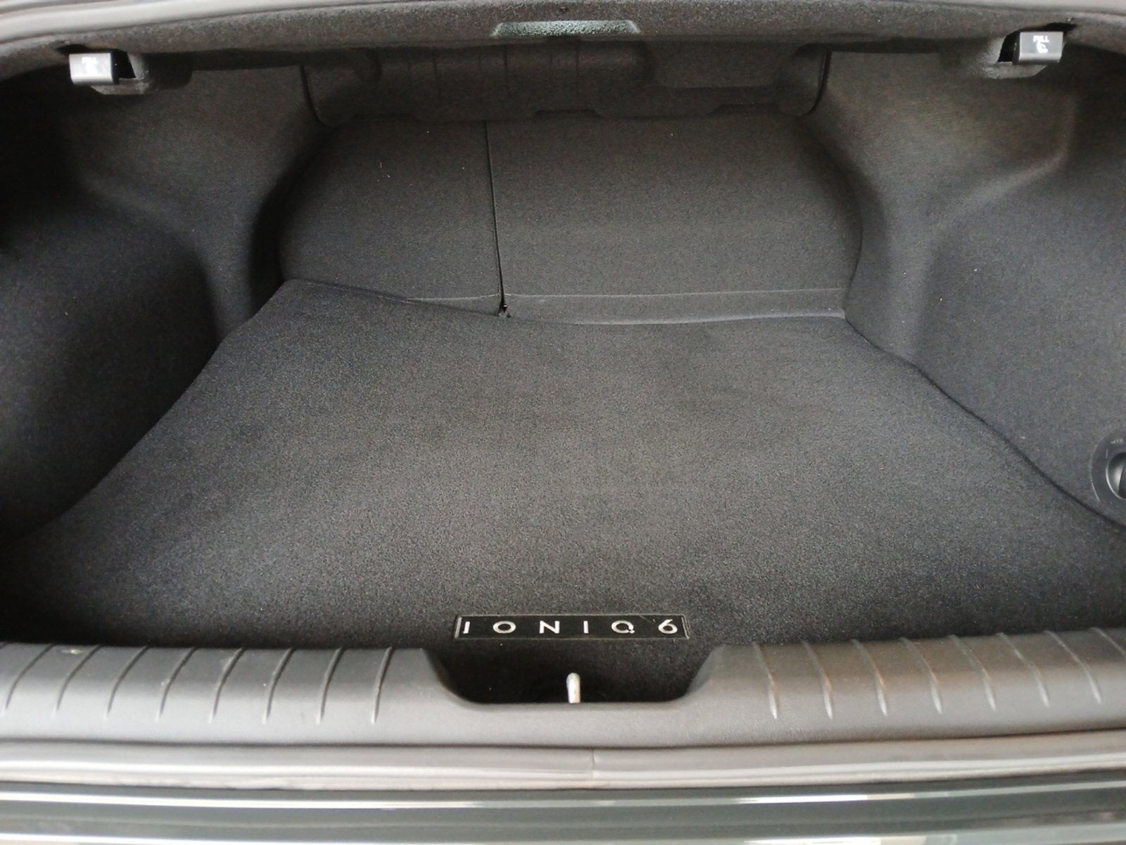 2023 Hyundai IONIQ 6 SEL