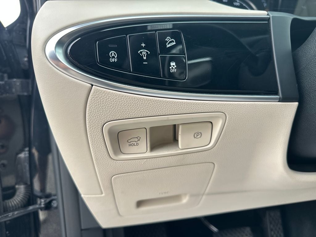 2022 Genesis GV70 2.5T