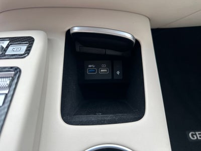 2022 Genesis GV70 2.5T