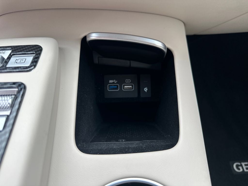 2022 Genesis GV70 2.5T