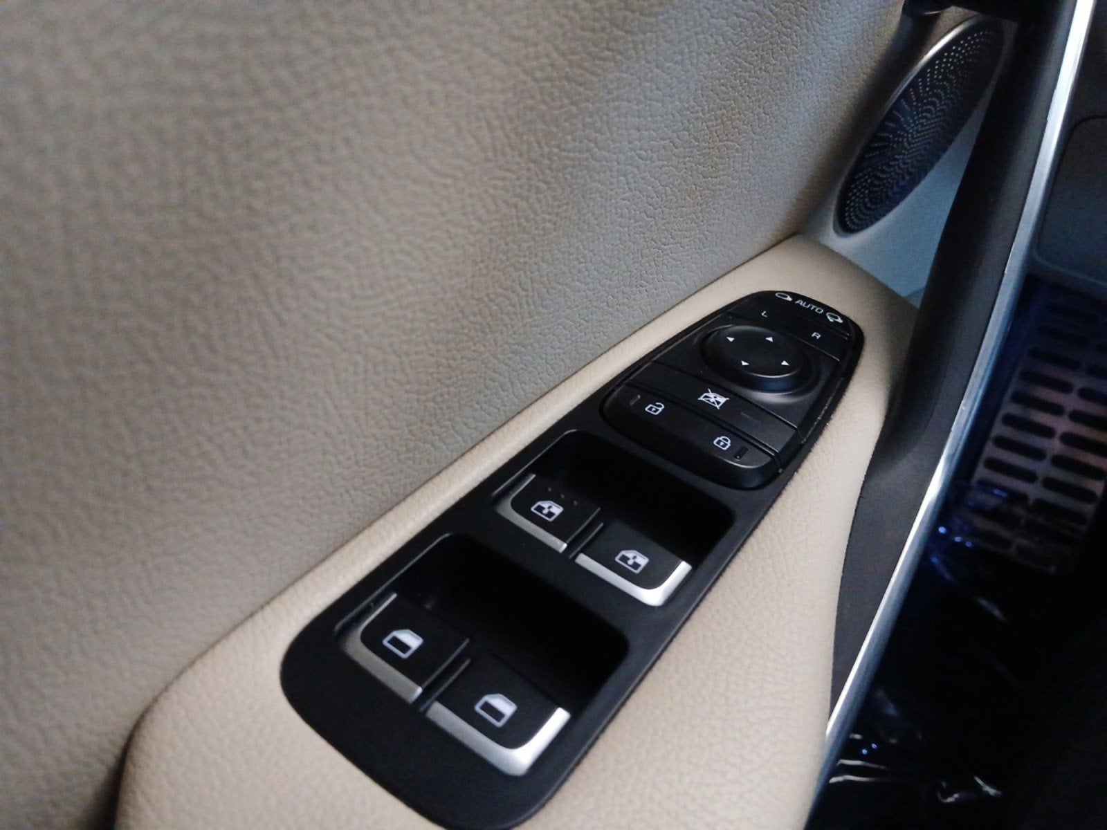 2023 Kia Stinger GT-Line