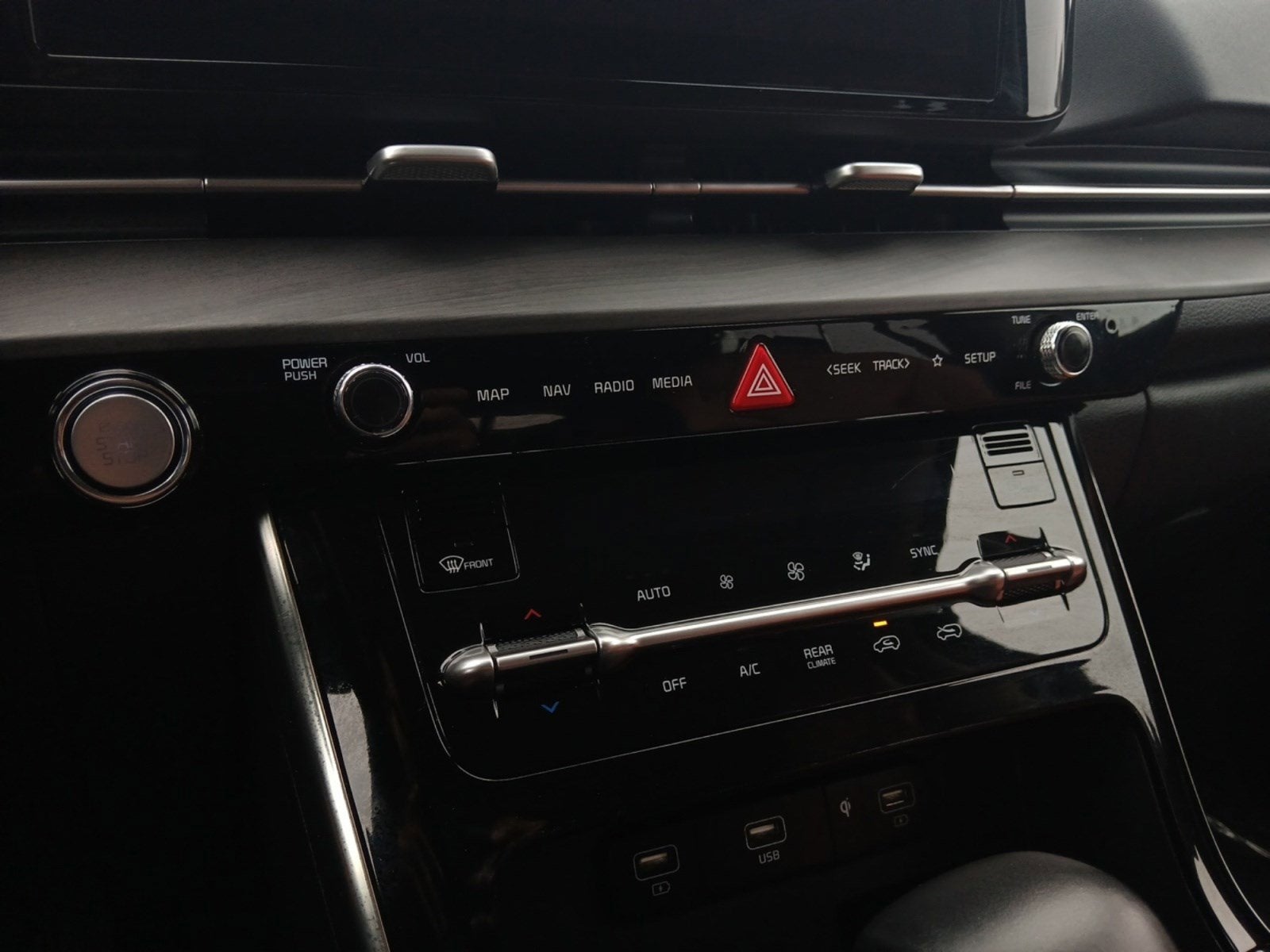 2022 Kia Carnival SX