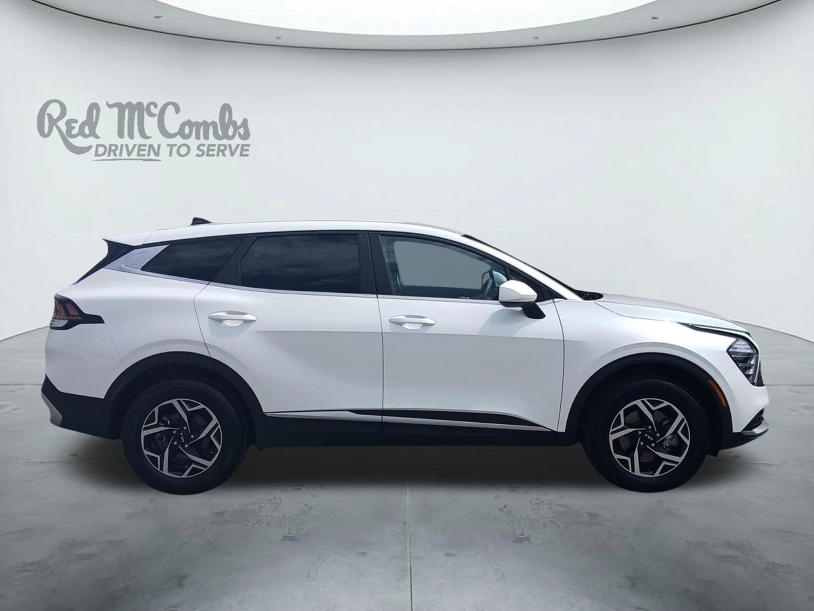 2024 Kia Sportage LX W/ REARVIEW MONITOR AND PARKING GUIDELINES