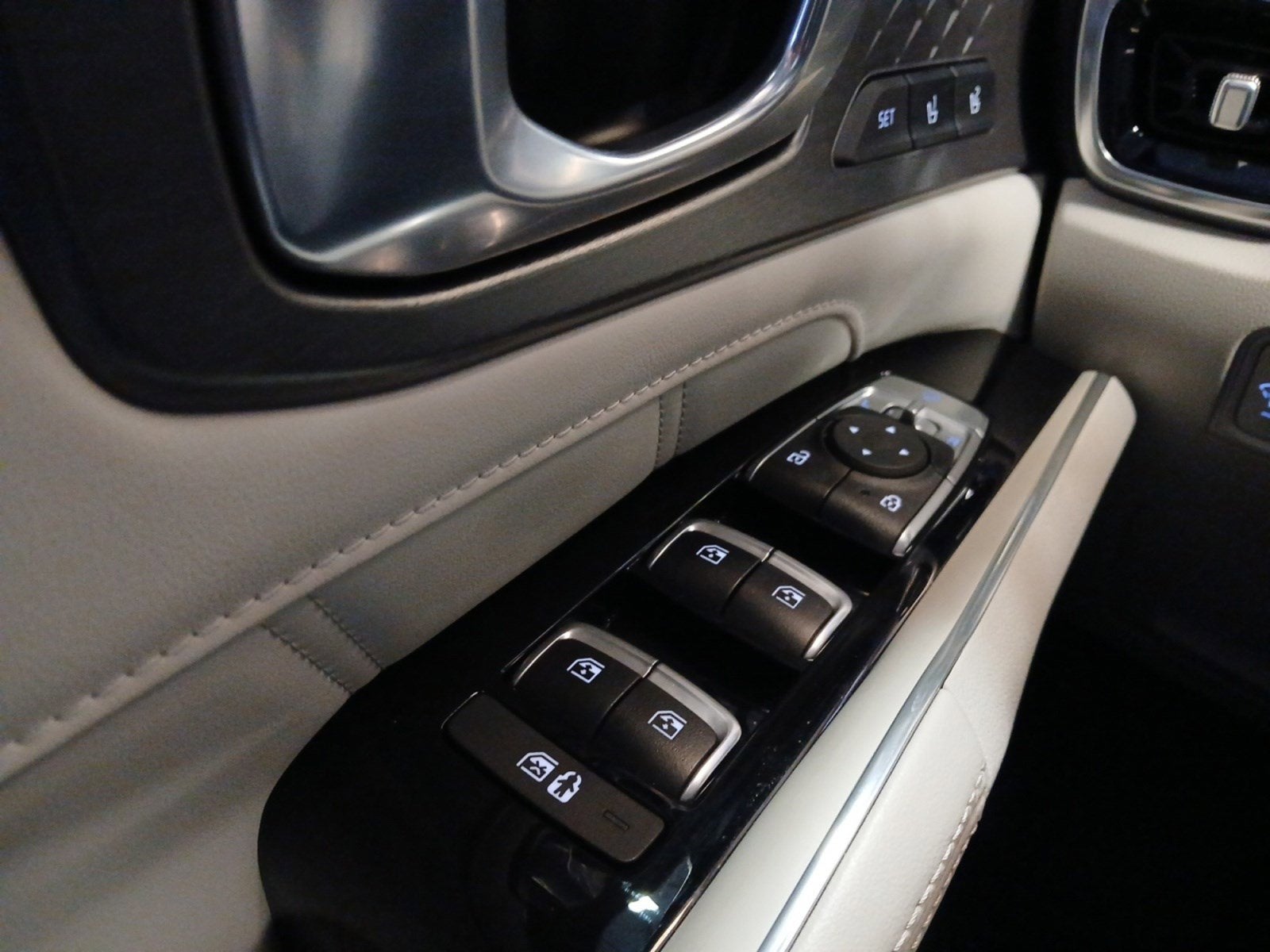 2023 Kia Sorento Plug-In Hybrid SX Prestige